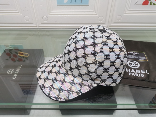 ブランド帽子側面デザイン